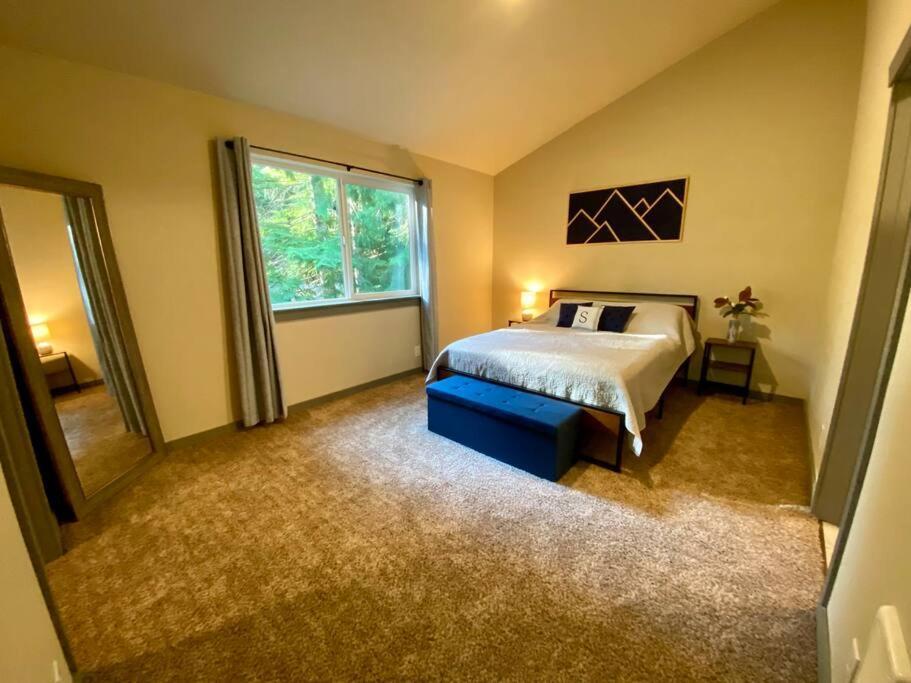 New Modern Cabin! 5Mi To Mt Rainier National Park! Hot Tub & Wifi アッシュフォード エクステリア 写真