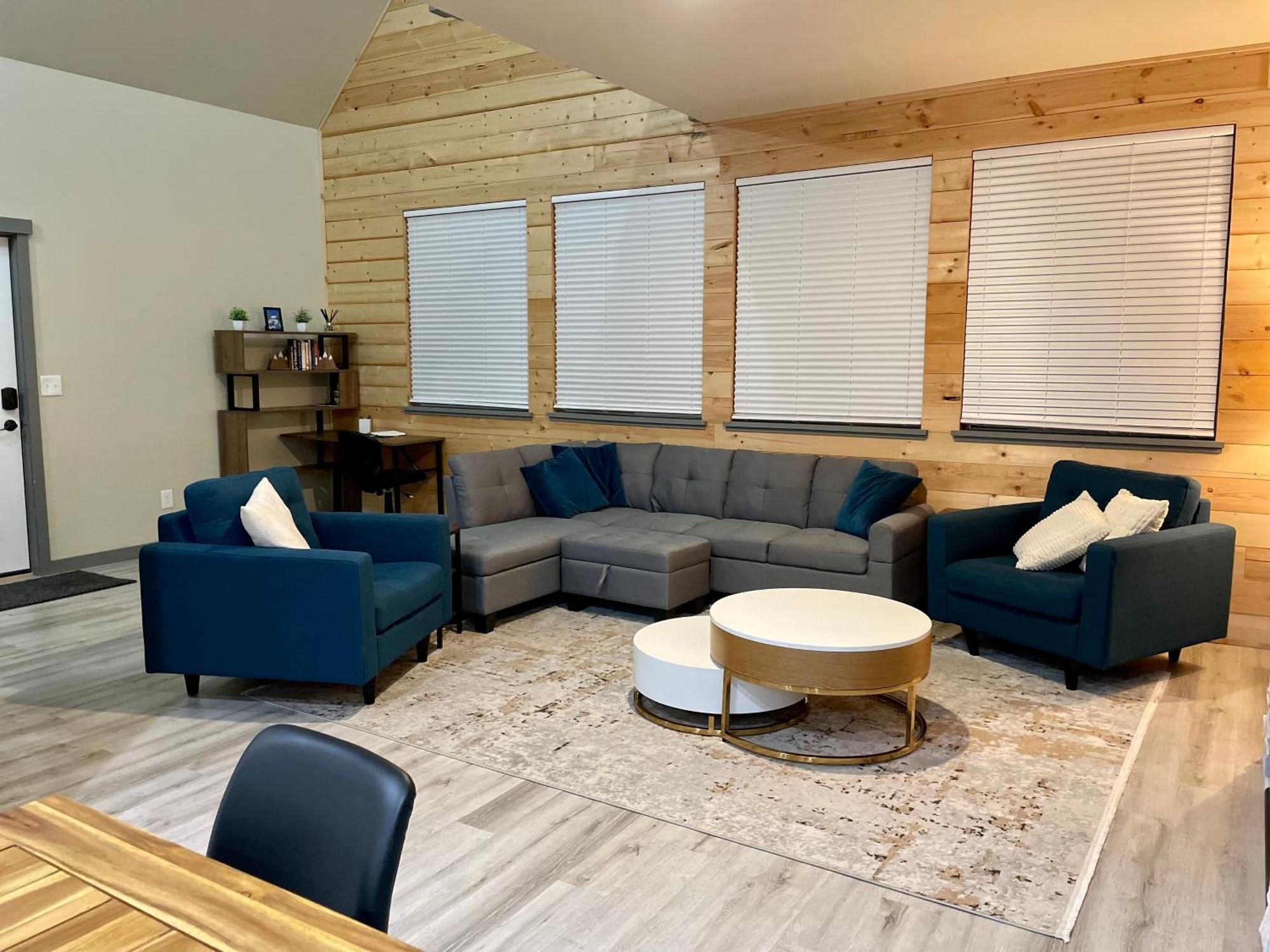 New Modern Cabin! 5Mi To Mt Rainier National Park! Hot Tub & Wifi アッシュフォード エクステリア 写真